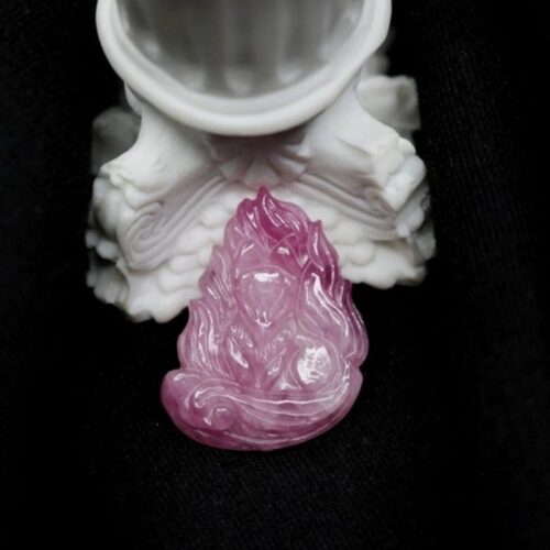 Mặt Hồ Ly Chúa Ruby hồng tự nhiên
