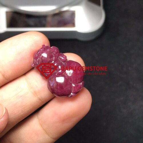 Đá Tỳ Hưu Ruby (Hồng Ngọc)